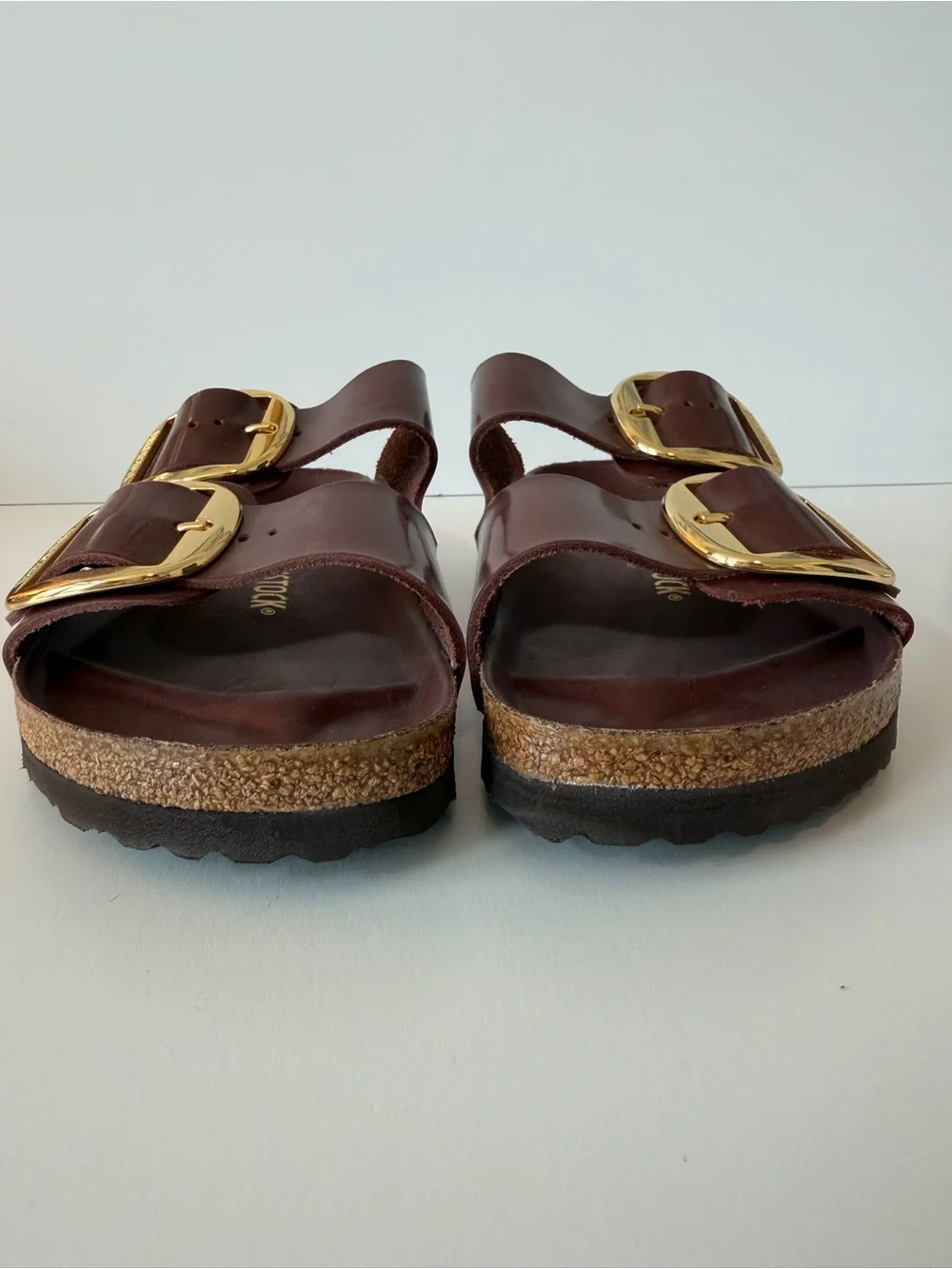 Birkenstock Arizona Big Buckle Sandal in High Shine Zinfandel Leather, Size 10 - Picture 4 of 9